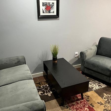 Plush Garden Level Apartment Near Stowe Morristown Экстерьер фото