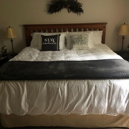 Plush Garden Level Apartment Near Stowe Morristown Экстерьер фото