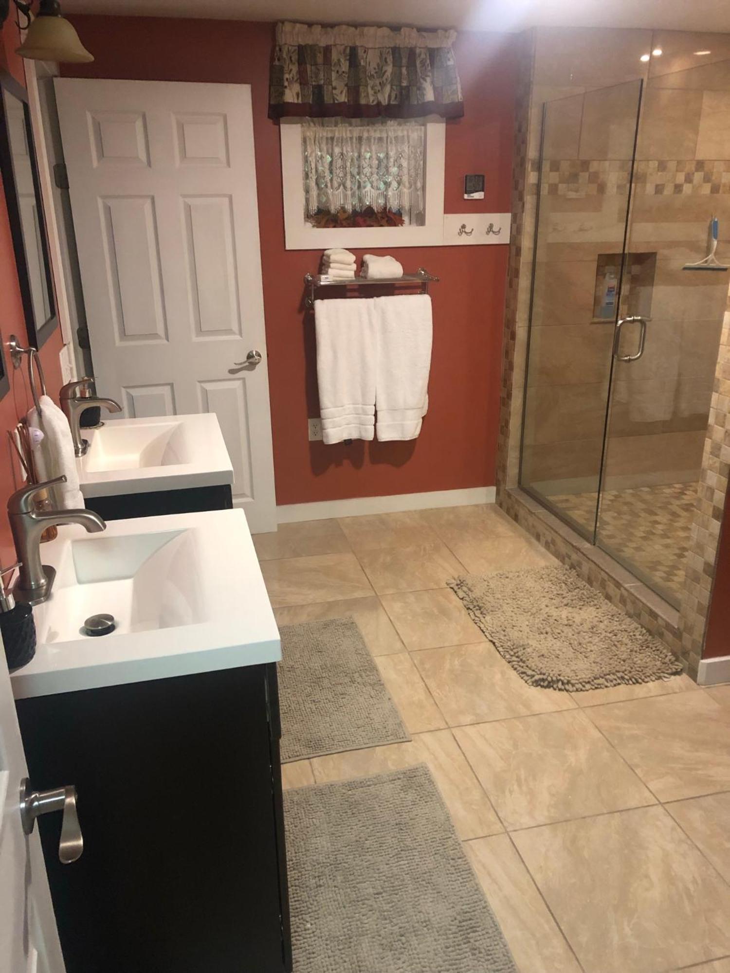 Plush Garden Level Apartment Near Stowe Morristown Экстерьер фото